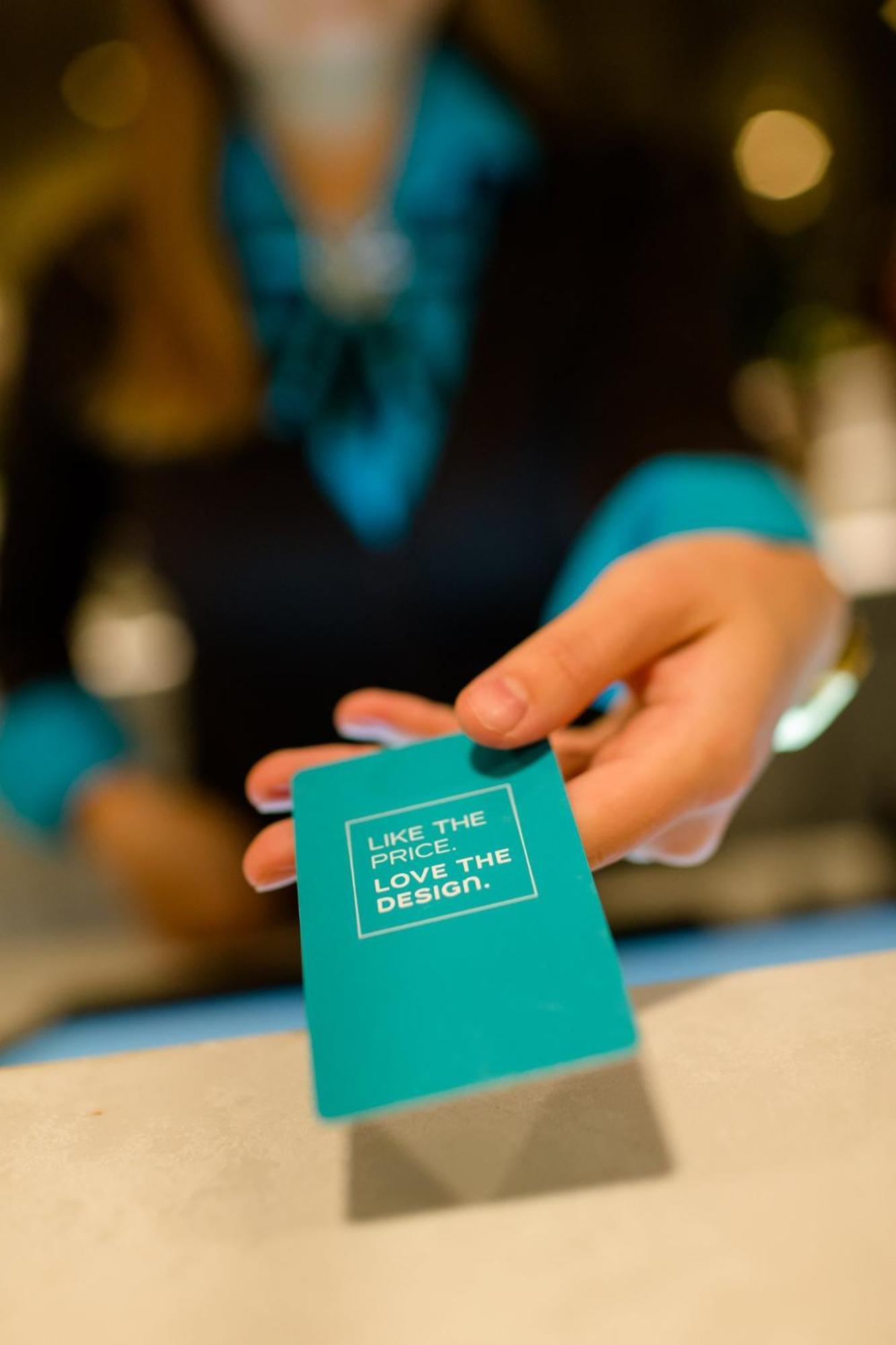 Motel One Nuernberg-Plaerrer المظهر الخارجي الصورة