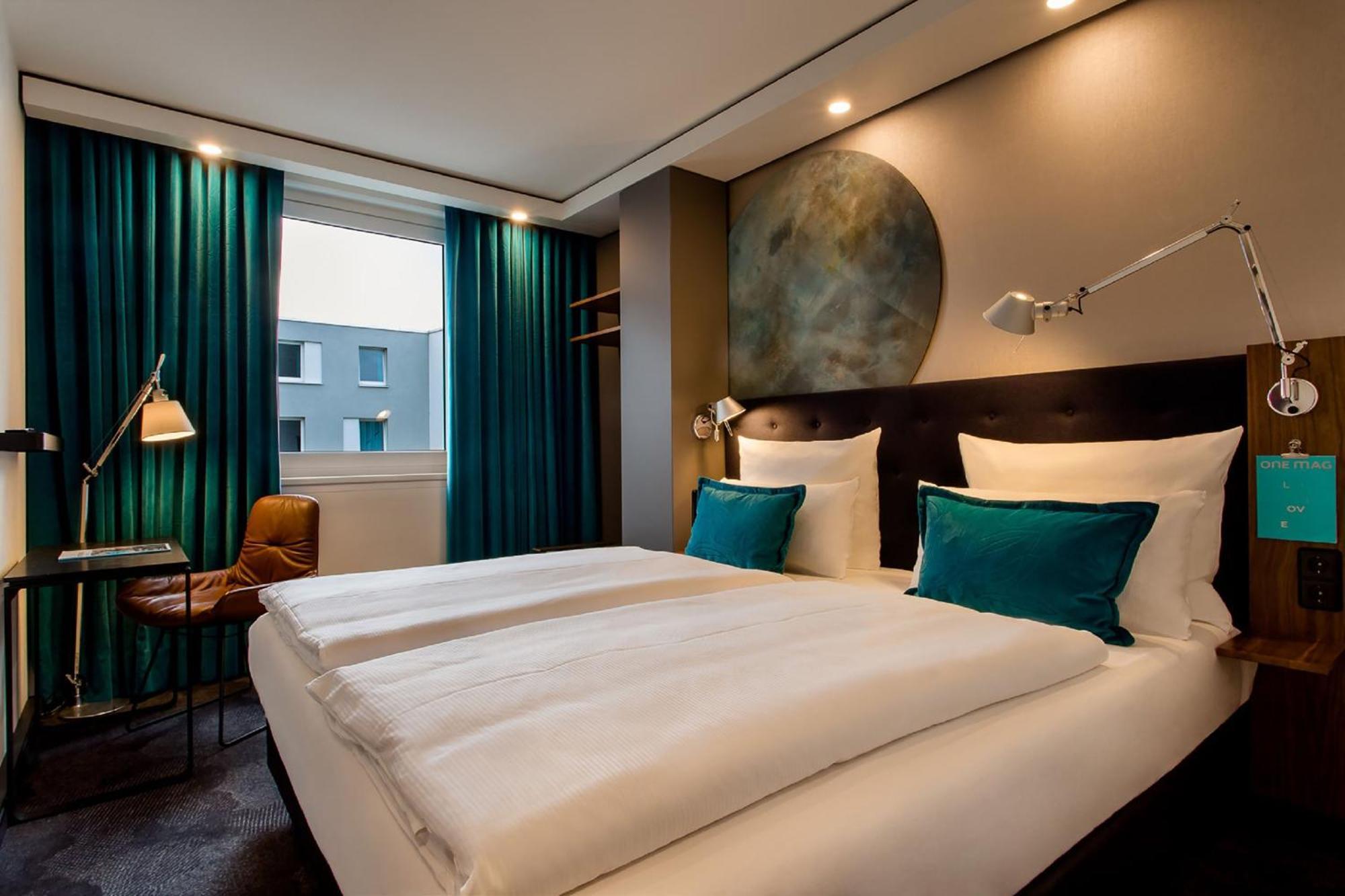 Motel One Nuernberg-Plaerrer المظهر الخارجي الصورة