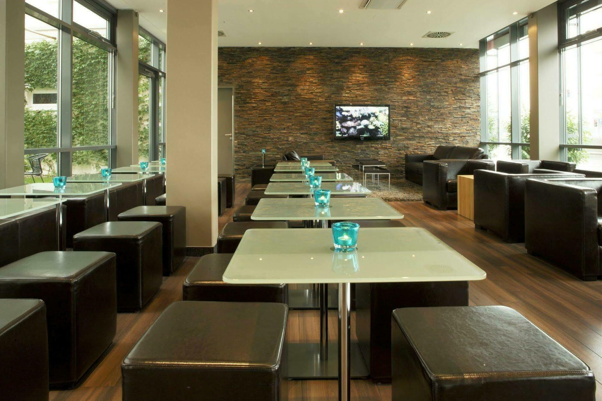 Motel One Nuernberg-Plaerrer المظهر الخارجي الصورة